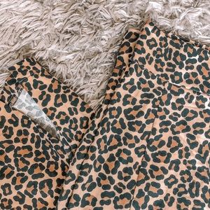 Pencil leopard print skirt